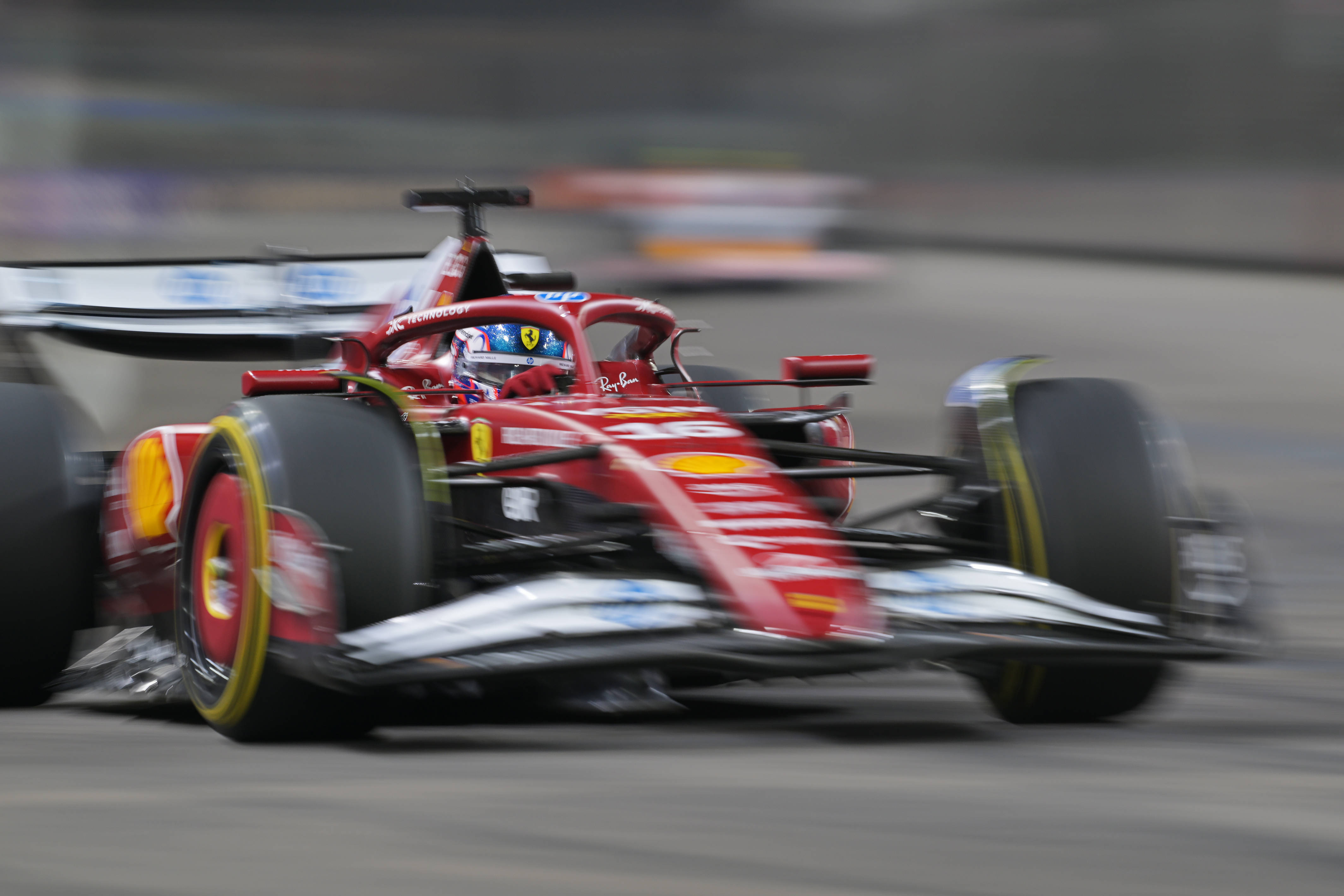 法拉利轻取迈凯伦,勒克莱尔点燃赛场的简单介绍 法拉利轻取迈凯伦,勒克莱尔点燃赛场的简单介绍