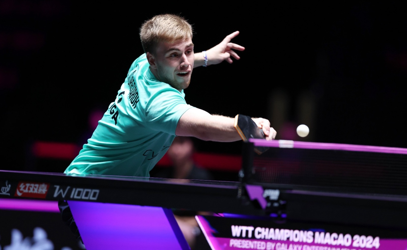 英格兰队险胜韩国队,林高远惊艳四座 英格兰队险胜韩国队,林高远惊艳四座