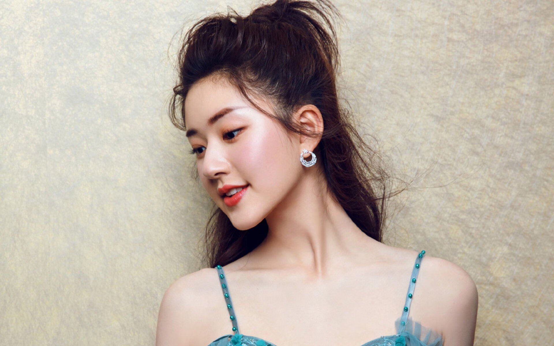 脊背与三分，当23毫米的脊骨支撑起克莱的100亿次心跳