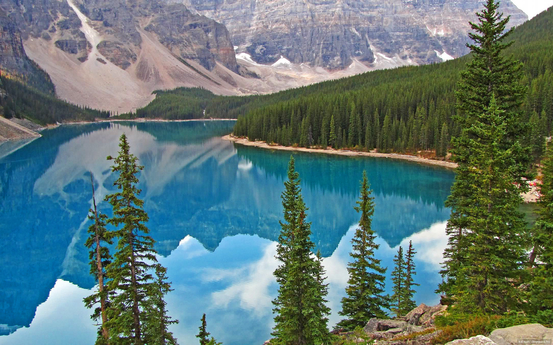 冰与火的碰撞,波兰VS苏格兰—美加墨世界杯生死突围战的矛与盾之争