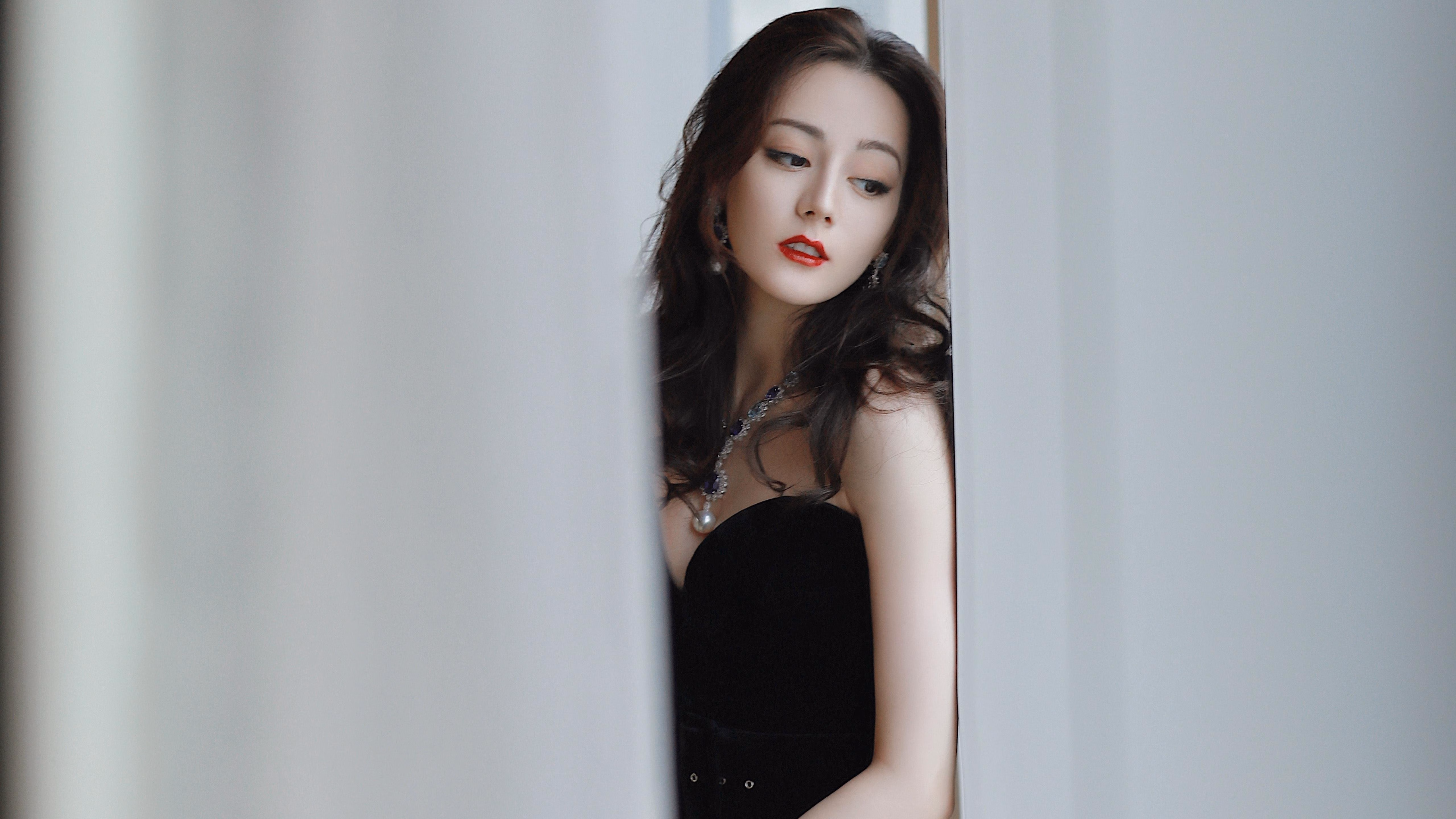 夜光之刃，布克于年度焦点之战中化身胜负主宰者