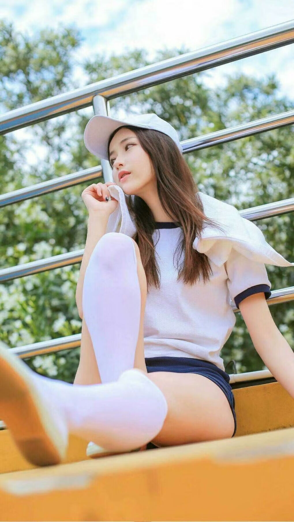 爱游戏大厅-子弹、伤口与冠军之心，当马丁内利在勒沃库森的钢铁防线上凿出裂痕